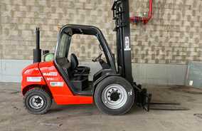 Chariot élévateur 2,5 tonnes MANITOU